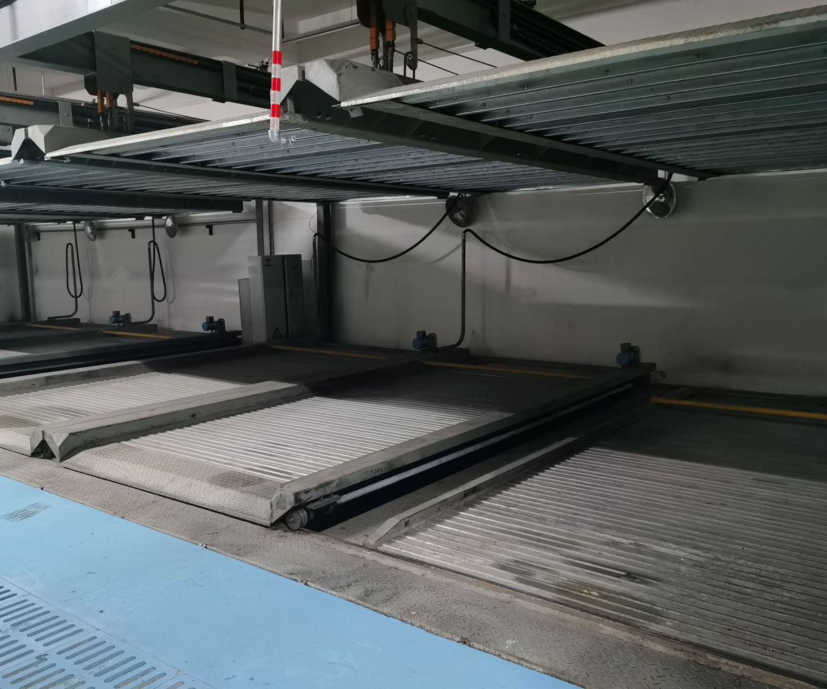 四至六層PSH4-6升降橫移機(jī)械式停車設(shè)備 四至六層PSH4-6升降橫移機(jī)械式停車設(shè)備