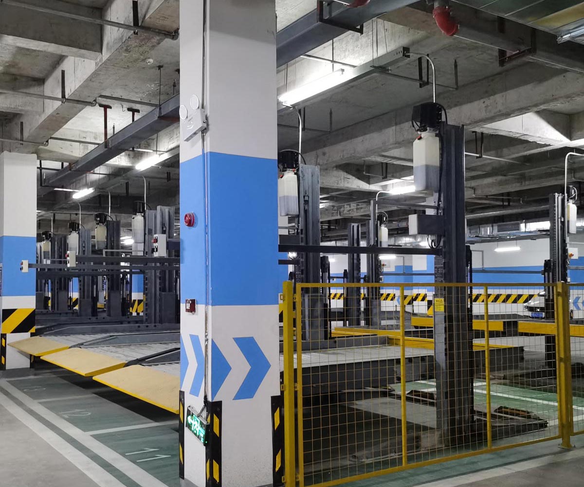 馬爾康事業(yè)單位停車場(chǎng)停車難