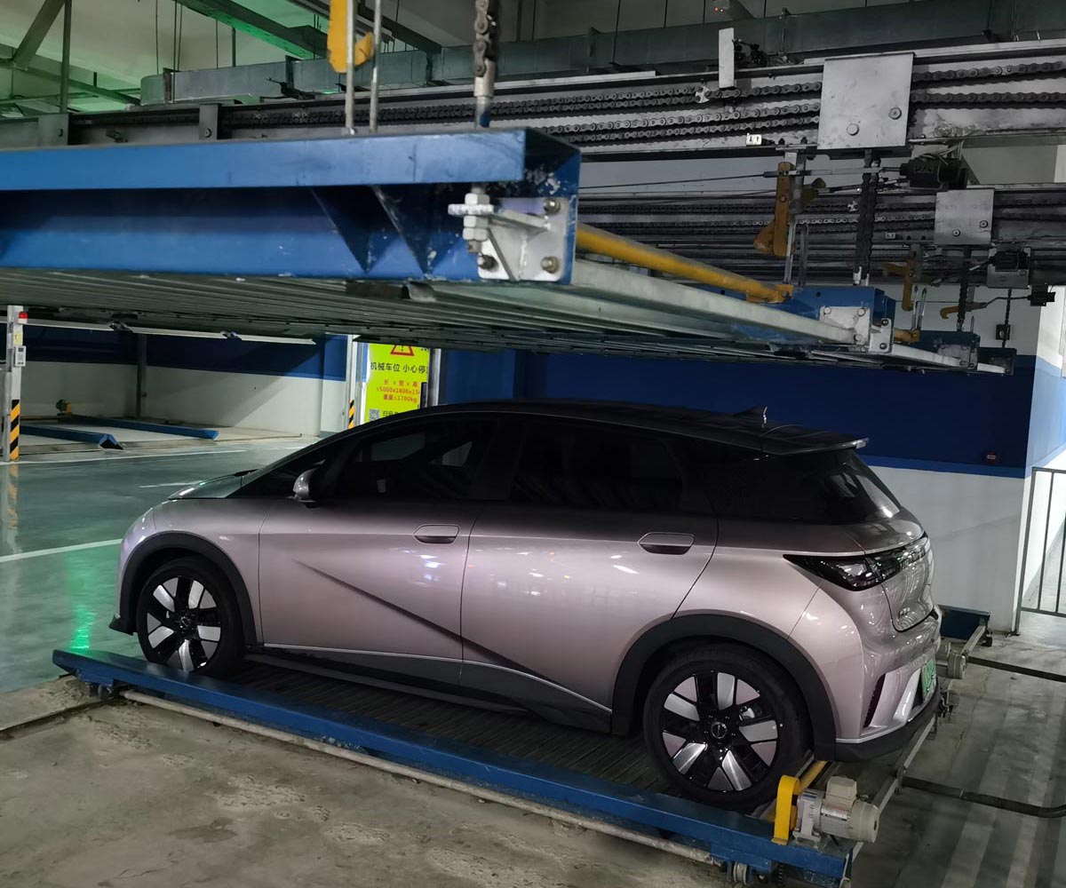 馬爾康升降橫移式立體車庫